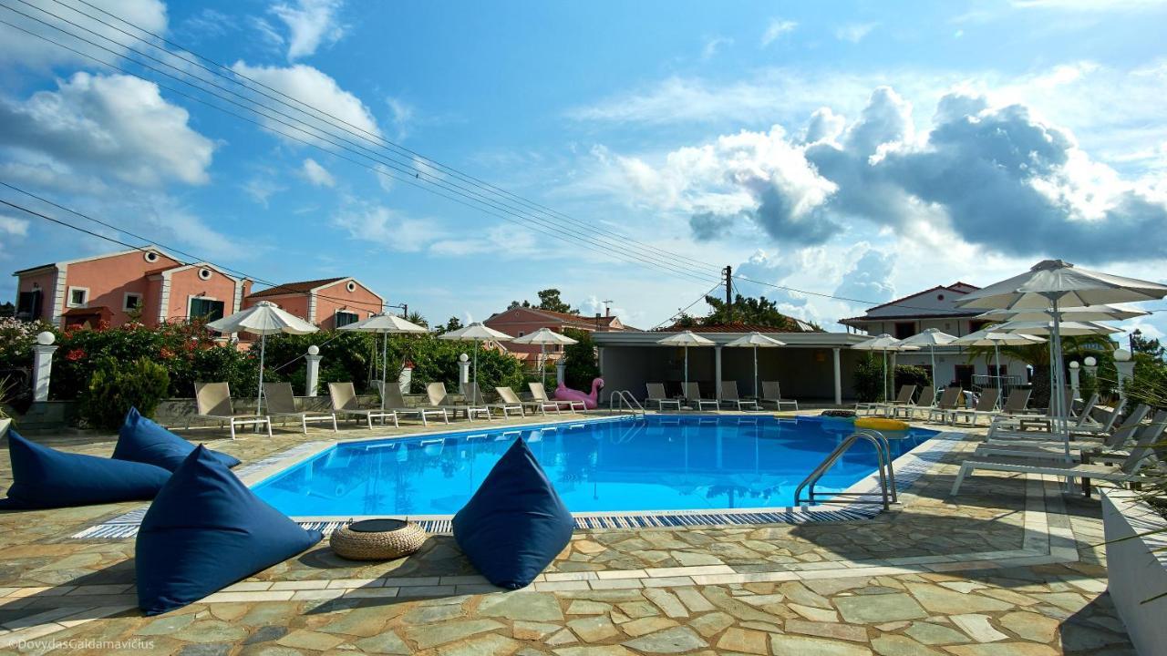 קאבוס Seaside Suites מראה חיצוני תמונה