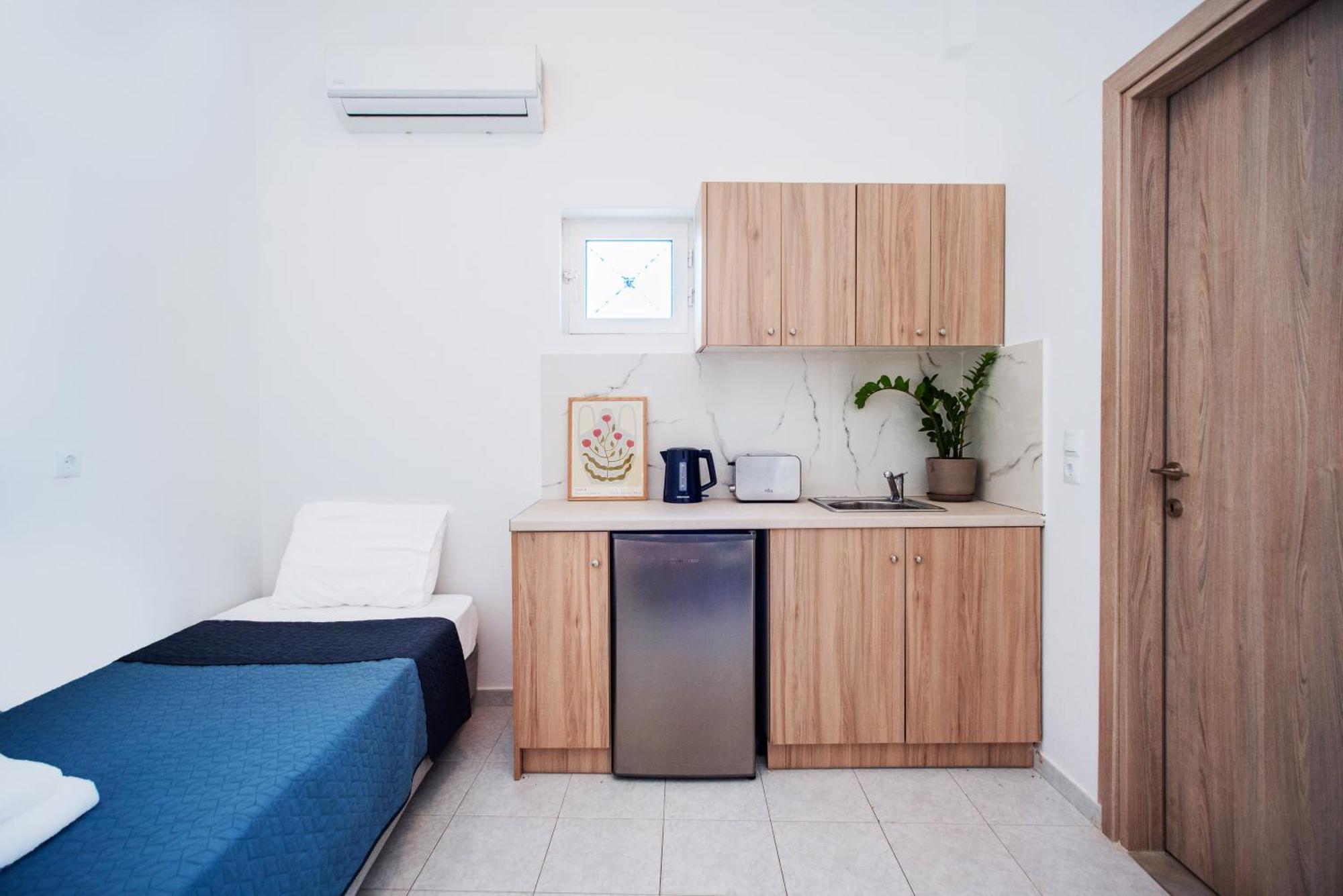 קאבוס Seaside Suites מראה חיצוני תמונה